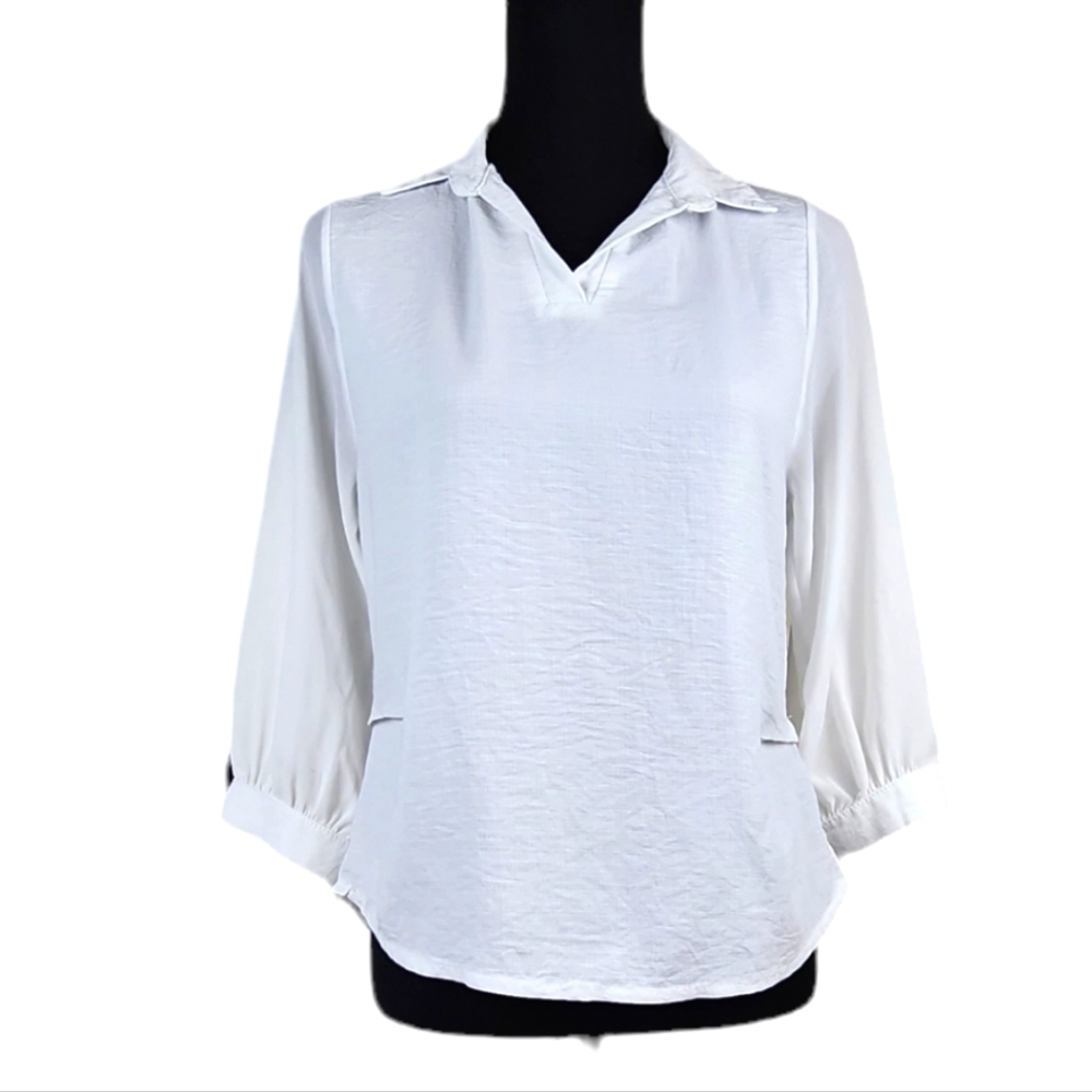 YanYan White Blouse with Collar and Back buttons 3/4 sleeve Size Small